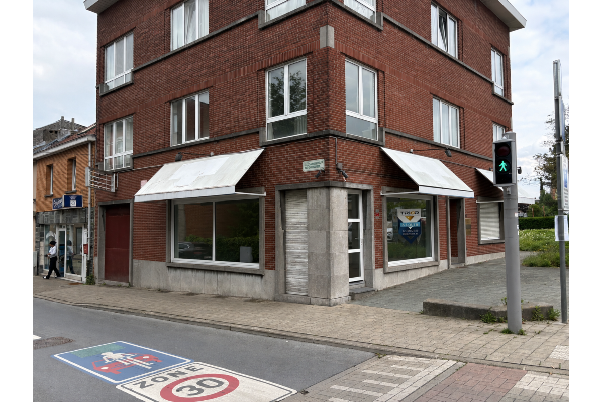 Handelszaak te  in Ganshoren 1083 1500.00€  slaapkamers 65.00m² - Zoekertje 755472