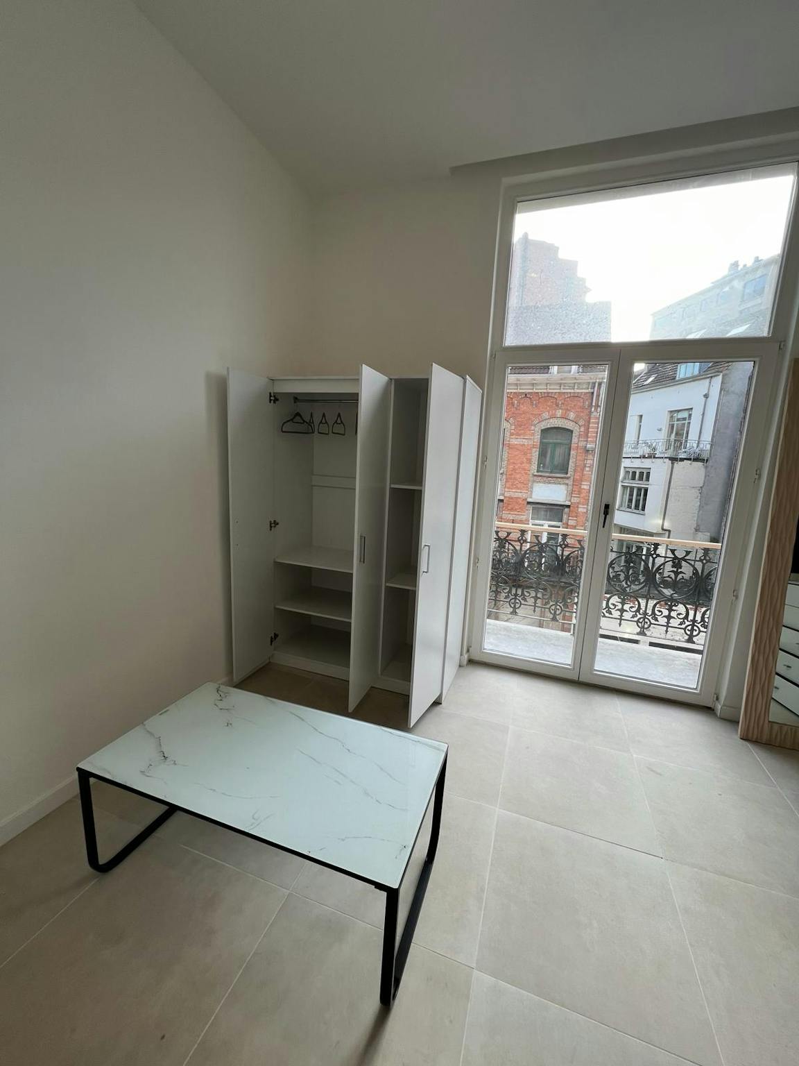 Appartement te  huur in Brussel 1000 1250.00€ 0 slaapkamers 35.00m² - Zoekertje 756350