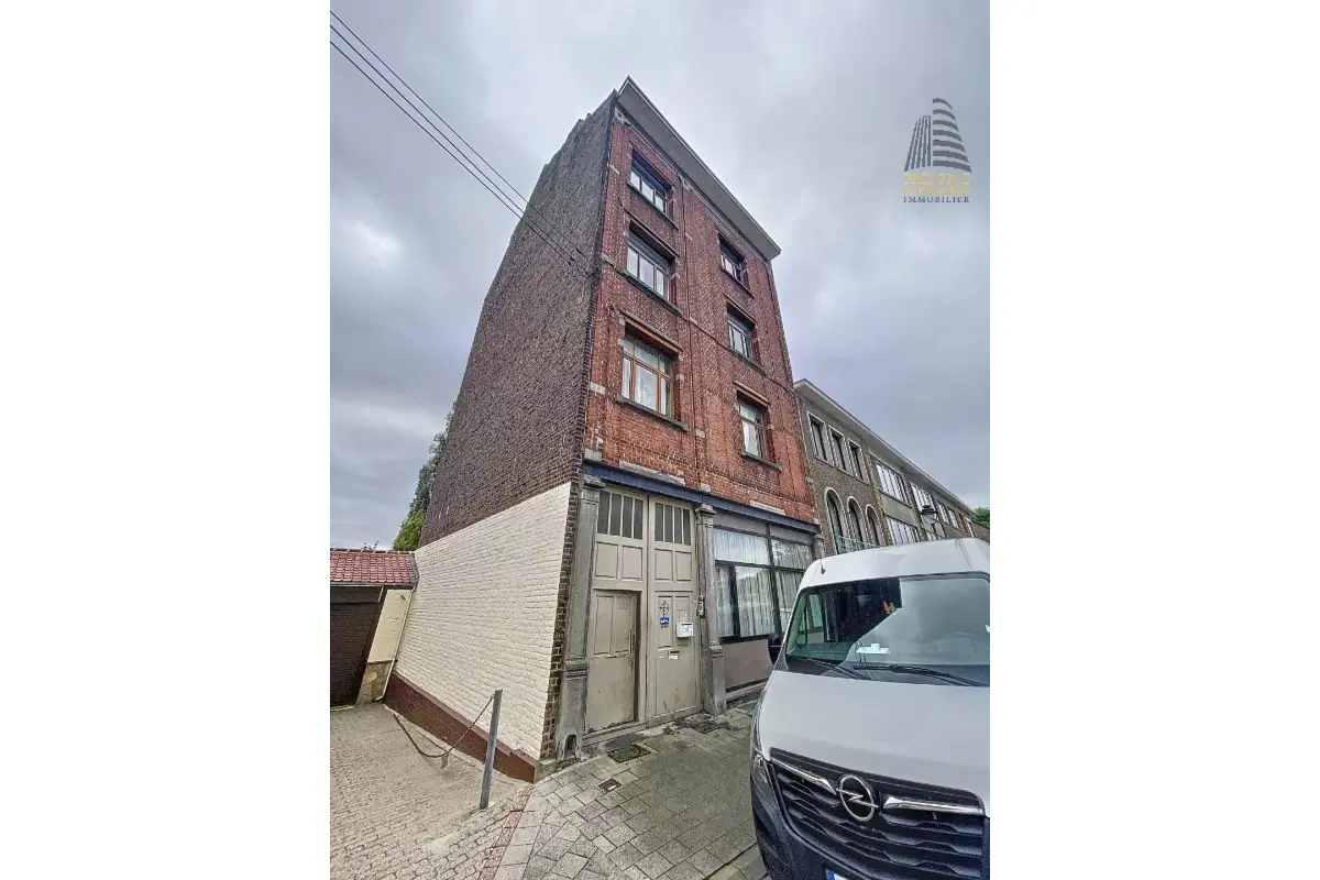 Appartementsgebouw te  koop in Anderlecht 1070 629000.00€ 5 slaapkamers 215.00m² - Zoekertje 756308