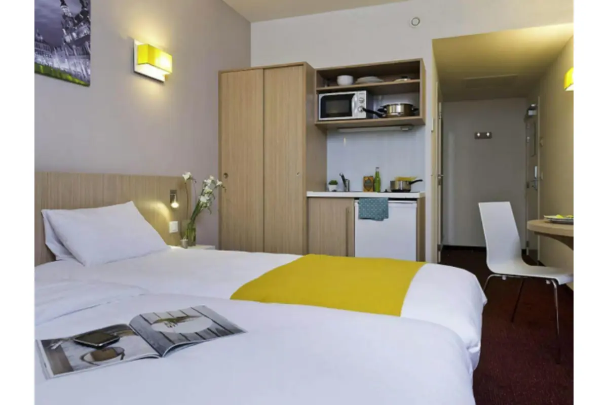 Immeuble mixte à louer à Bruxelles 1000 3450.00€  chambres m² - annonce 757476