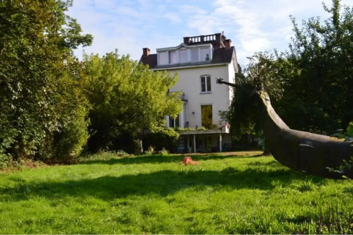 Maison à  à Dilbeek 1700 2100.00€ 4 chambres 180.00m² - annonce 756588
