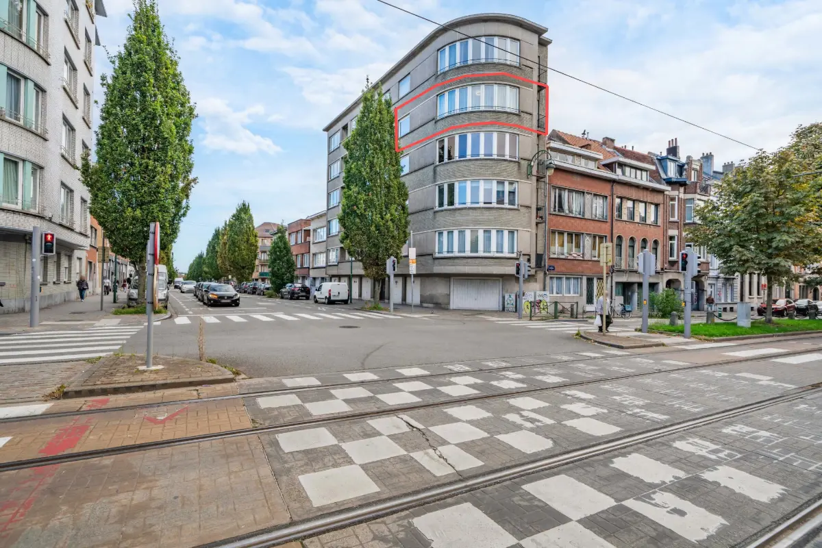 Appartement à vendre à Molenbeek-Saint-Jean 1080 265000.00€ 2 chambres 71.00m² - annonce 756965