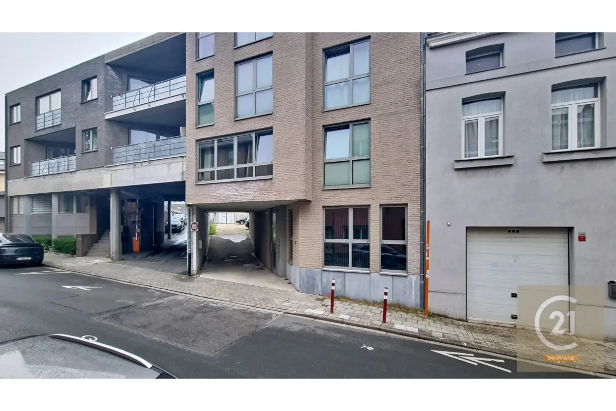 Parking / garage à vendre à Jette 1090 29999.00€  chambres m² - annonce 756649