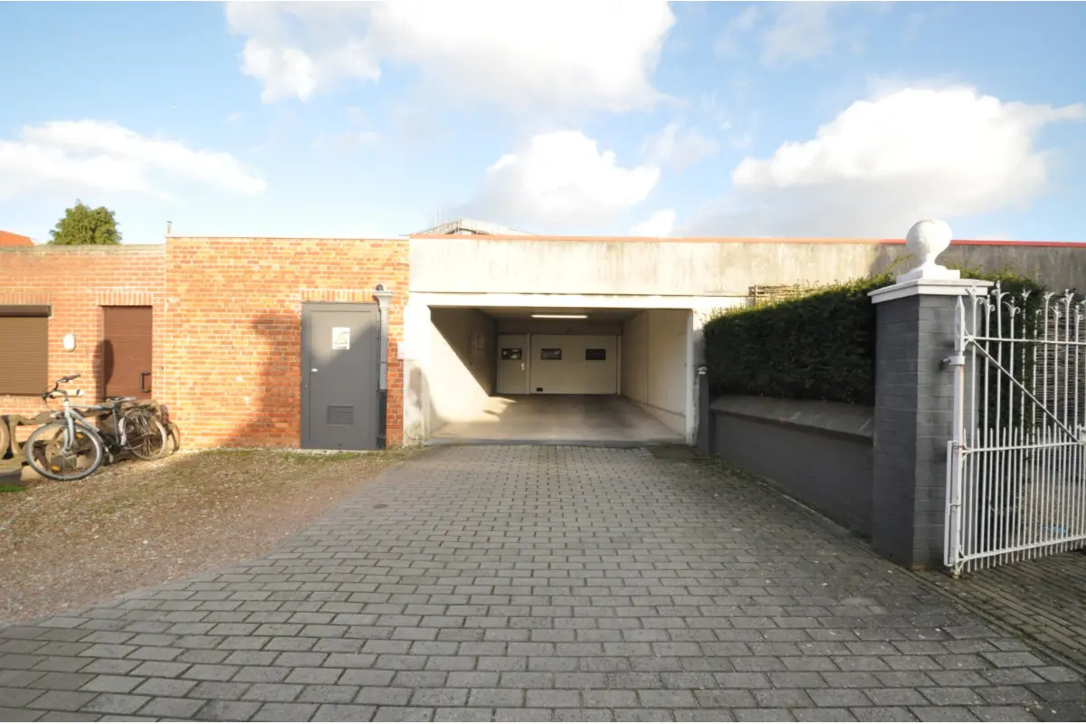 Parking / garage à louer à Knokke 8300 140.00€  chambres m² - annonce 757683