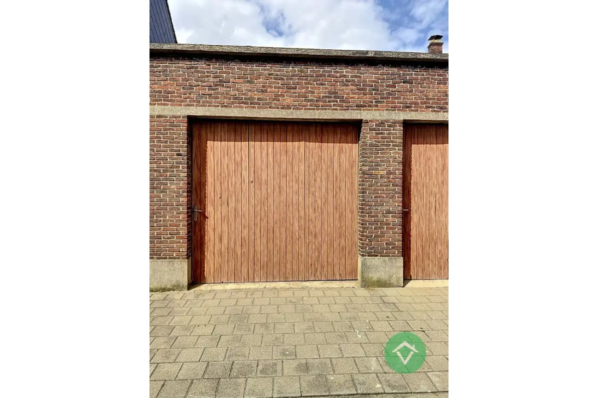 Parking / garage à louer à Roulers 8800 110.00€  chambres m² - annonce 757649
