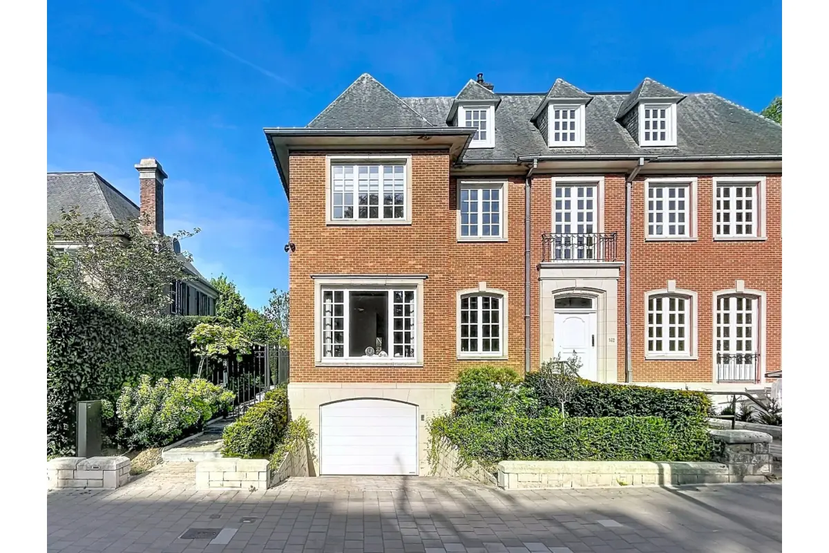 Maison à louer à Ixelles 1050 5300.00€ 3 chambres 339.00m² - annonce 757710