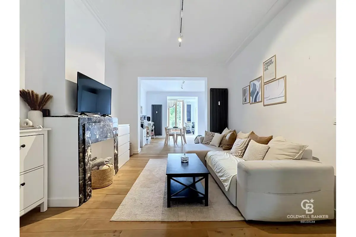 Appartement te  huur in Ukkel 1180 1275.00€ 1 slaapkamers 78.00m² - Zoekertje 757711