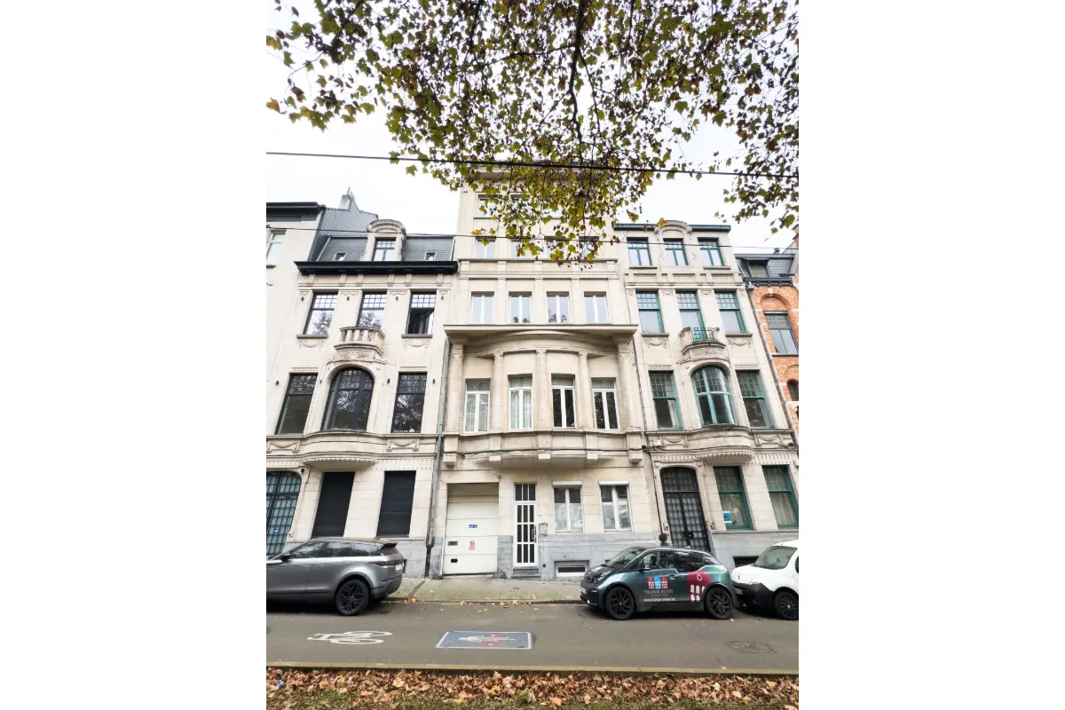Parking / garage à louer à Schaerbeek 1030 100.00€  chambres m² - annonce 757822
