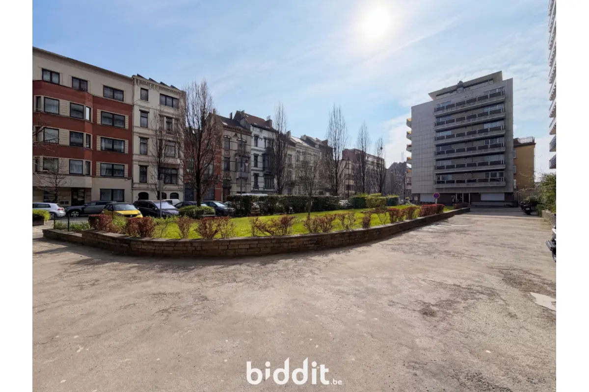 Appartement à vendre à Molenbeek-Saint-Jean 1080 175000.00€ 3 chambres m² - annonce 758452