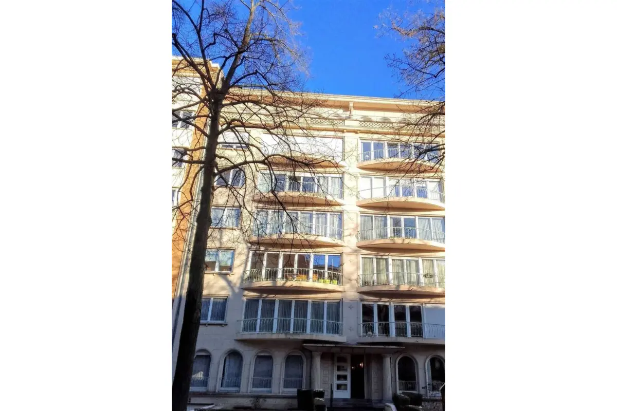 Appartement te  in Elsene 1050 350000.00€ 1 slaapkamers 107.00m² - Zoekertje 758604