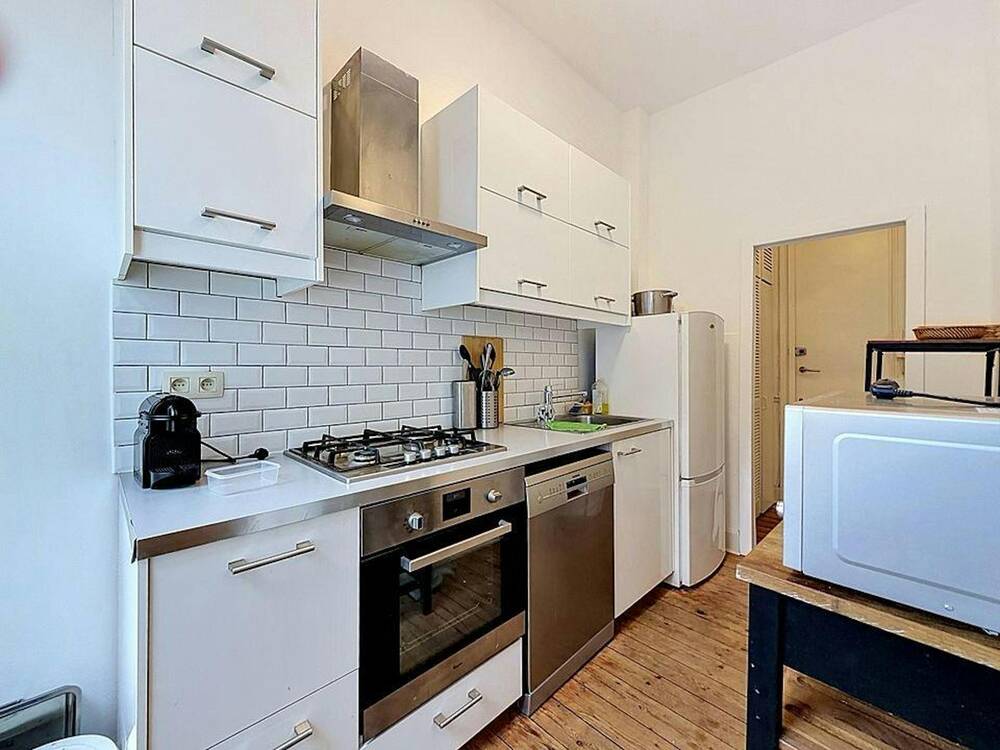 Appartement te  huur in Ukkel 1180 1700.00€ 2 slaapkamers 100.00m² - Zoekertje 758940