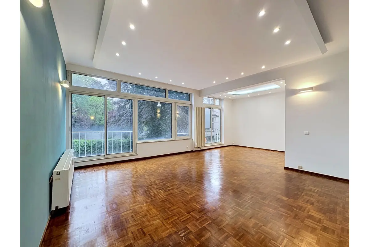 Appartement te  huur in Ukkel 1180 1500.00€ 3 slaapkamers 115.00m² - Zoekertje 758485