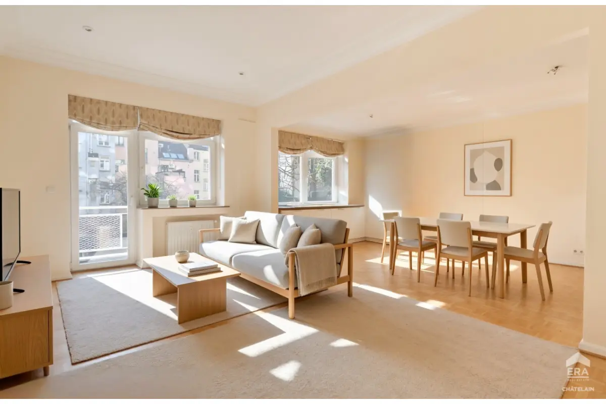Appartement te  koop in Sint-Gillis 1060 375000.00€ 2 slaapkamers 133.00m² - Zoekertje 758102