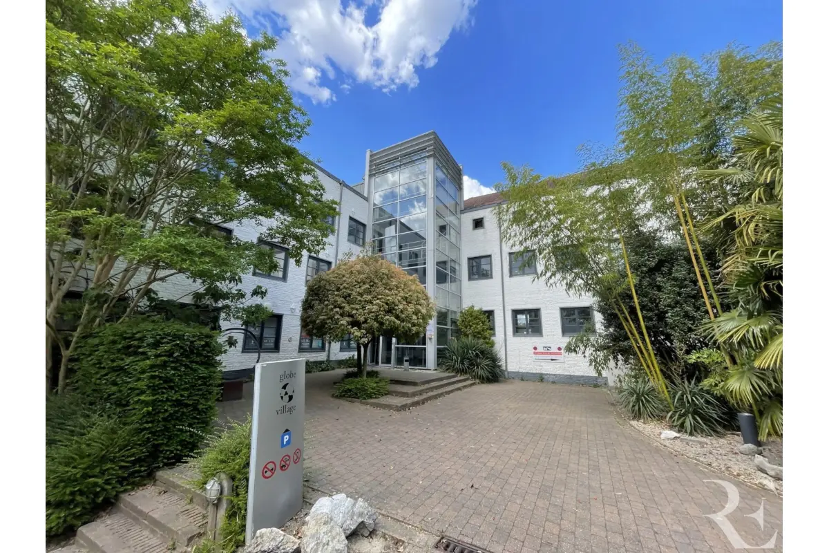 Commerce à louer à Uccle 1180 1055.00€  chambres 90.00m² - annonce 758865
