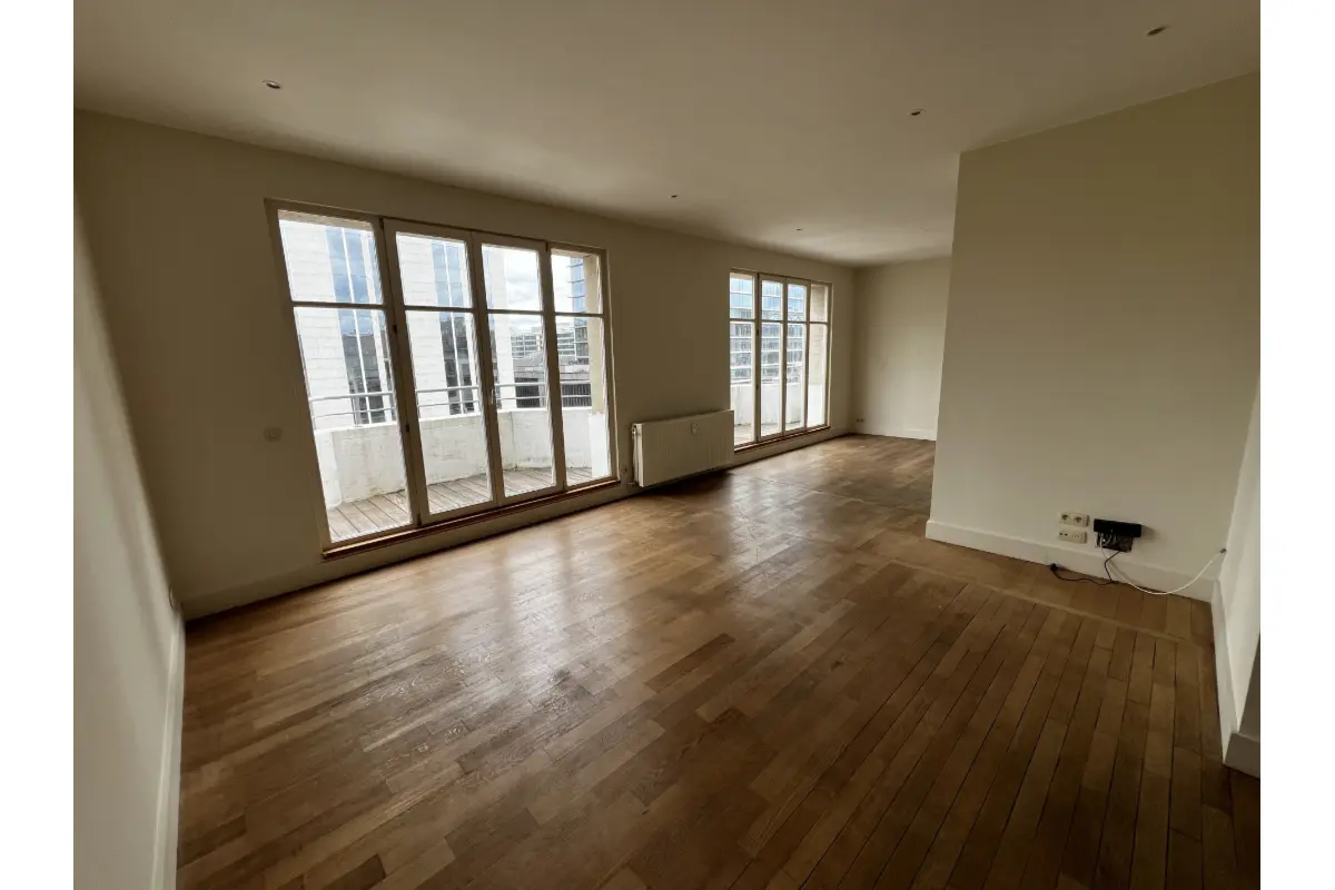 Appartement te  in Brussel 1000 1300.00€ 2 slaapkamers 90.00m² - Zoekertje 758410