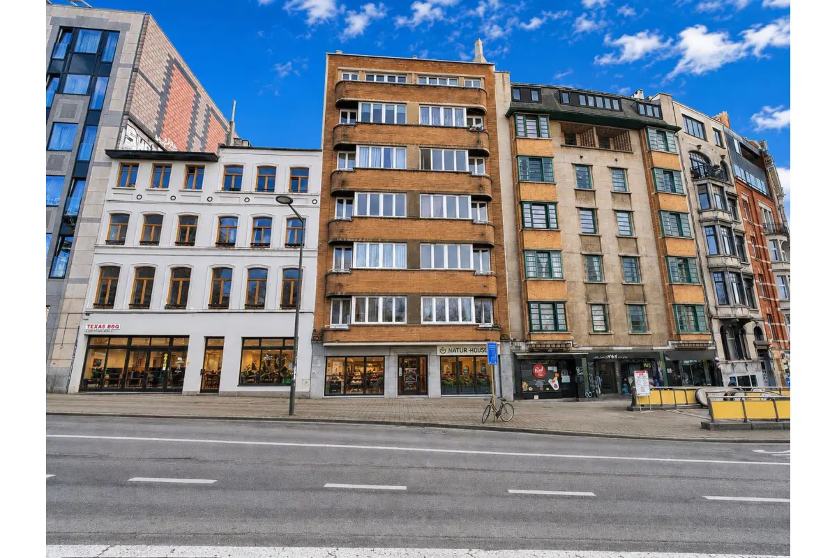 Handelszaak te  koop in Sint-Gillis 1060 125000.00€  slaapkamers 48.00m² - Zoekertje 759112