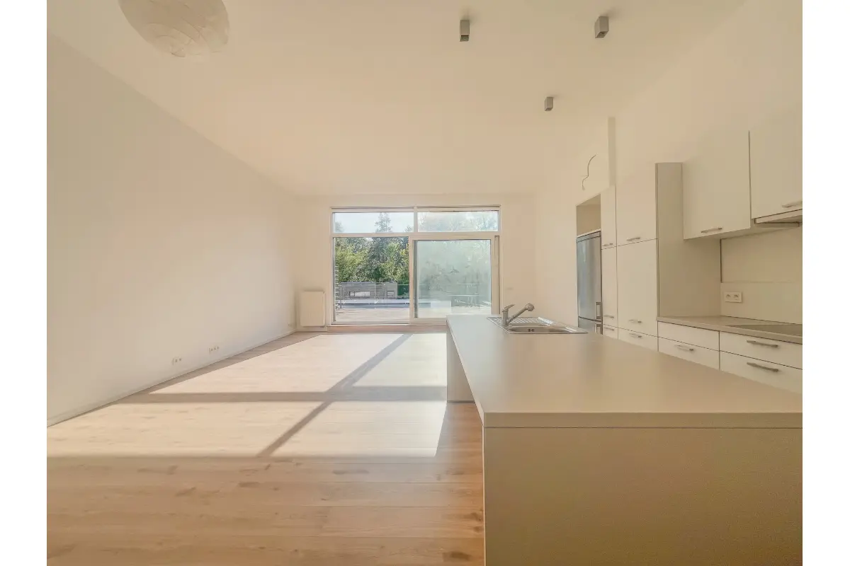 Appartement te  huur in Ukkel 1180 1900.00€ 2 slaapkamers 140.00m² - Zoekertje 759504
