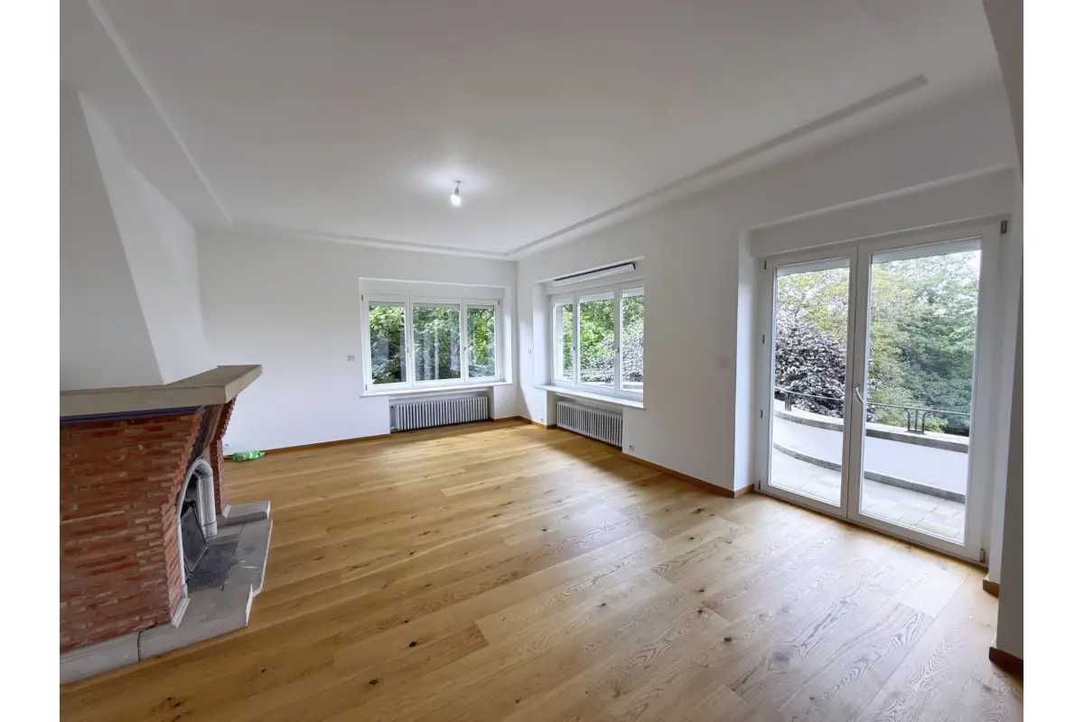 Appartement te  huur in Vorst 1190 2750.00€ 3 slaapkamers 151.00m² - Zoekertje 759246