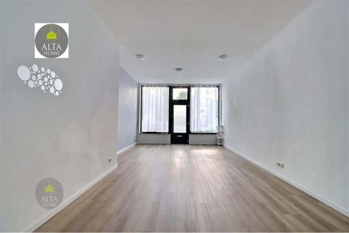 Handelszaak te  in Brussel 1000 1200.00€  slaapkamers m² - Zoekertje 759737