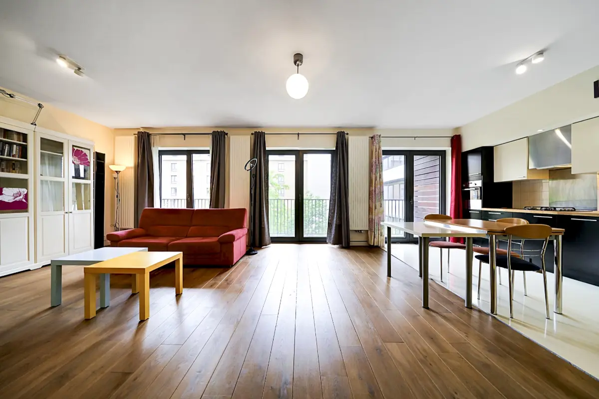 Appartement te  koop in Sint-Gillis 1060 450000.00€ 3 slaapkamers 105.00m² - Zoekertje 759611