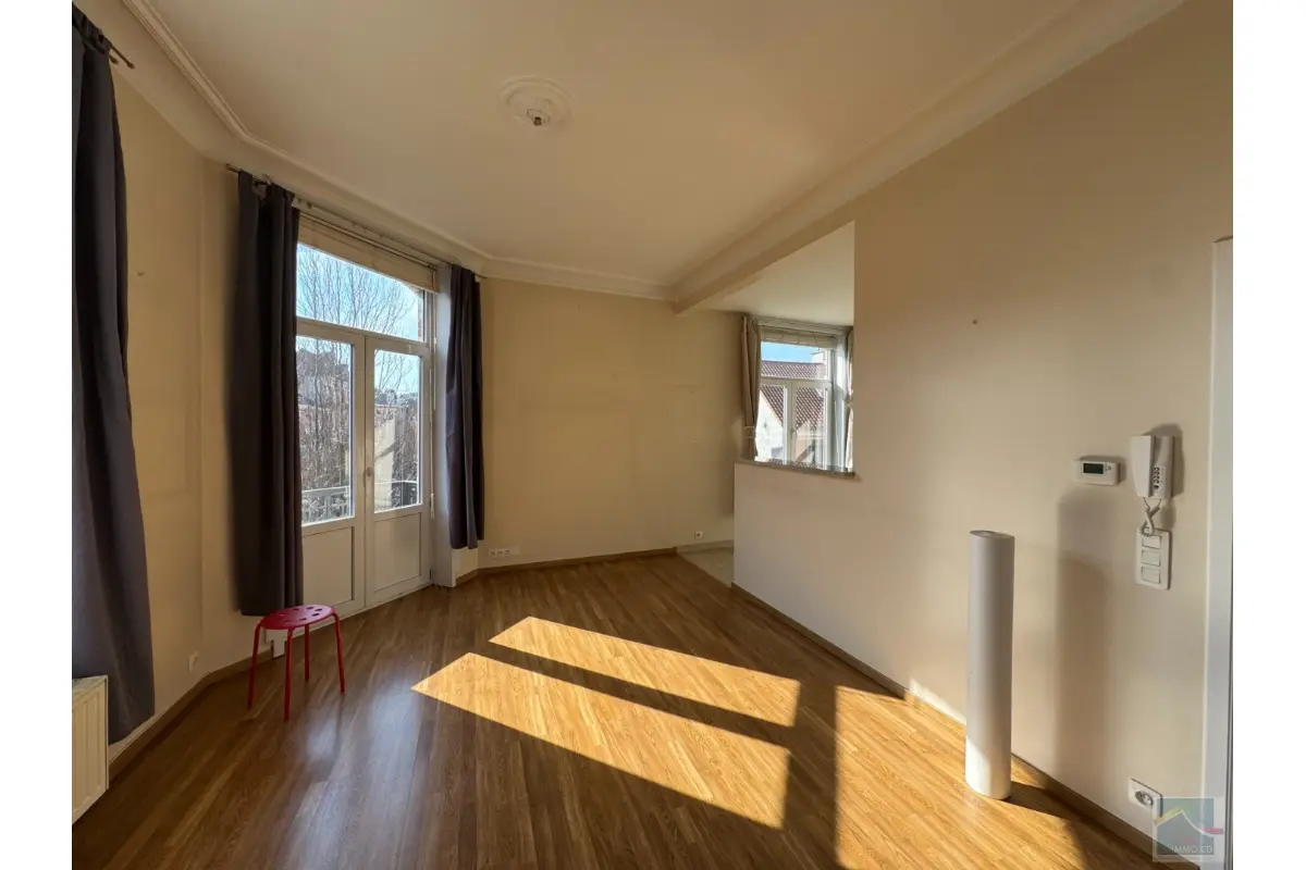 Duplex à louer à Etterbeek 1040 2100.00€ 3 chambres 160.00m² - annonce 760862