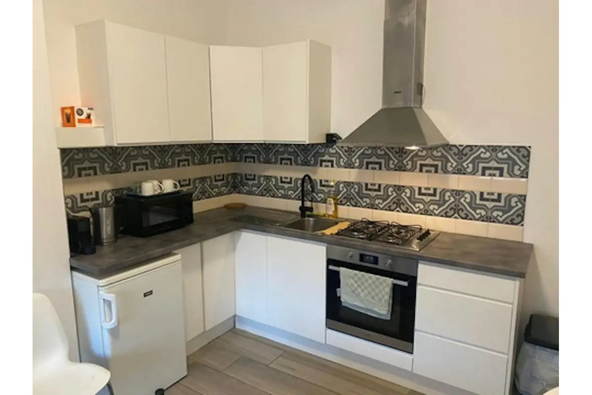 Appartement te  huur in Vorst 1190 1350.00€  slaapkamers m² - Zoekertje 760990