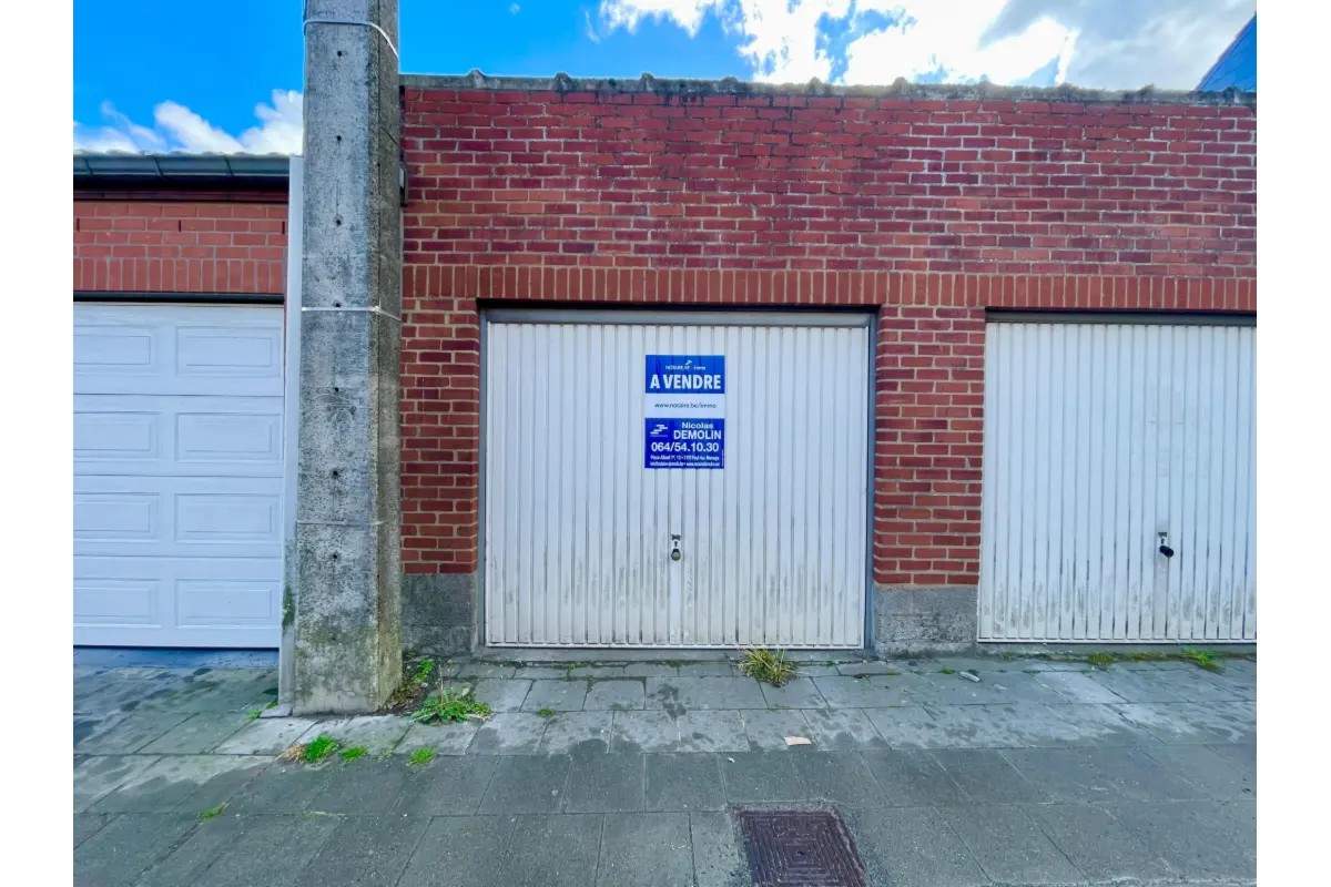 Parking & garage te  koop in Bois-d'Haine 7170 10000.00€  slaapkamers m² - Zoekertje 760615