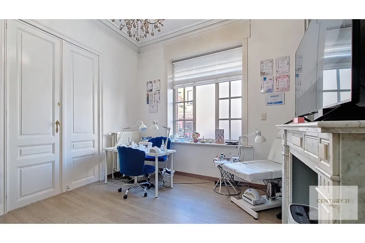 Appartementsgebouw te  koop in Laken 1020 650000.00€ 2 slaapkamers 251.00m² - Zoekertje 760338