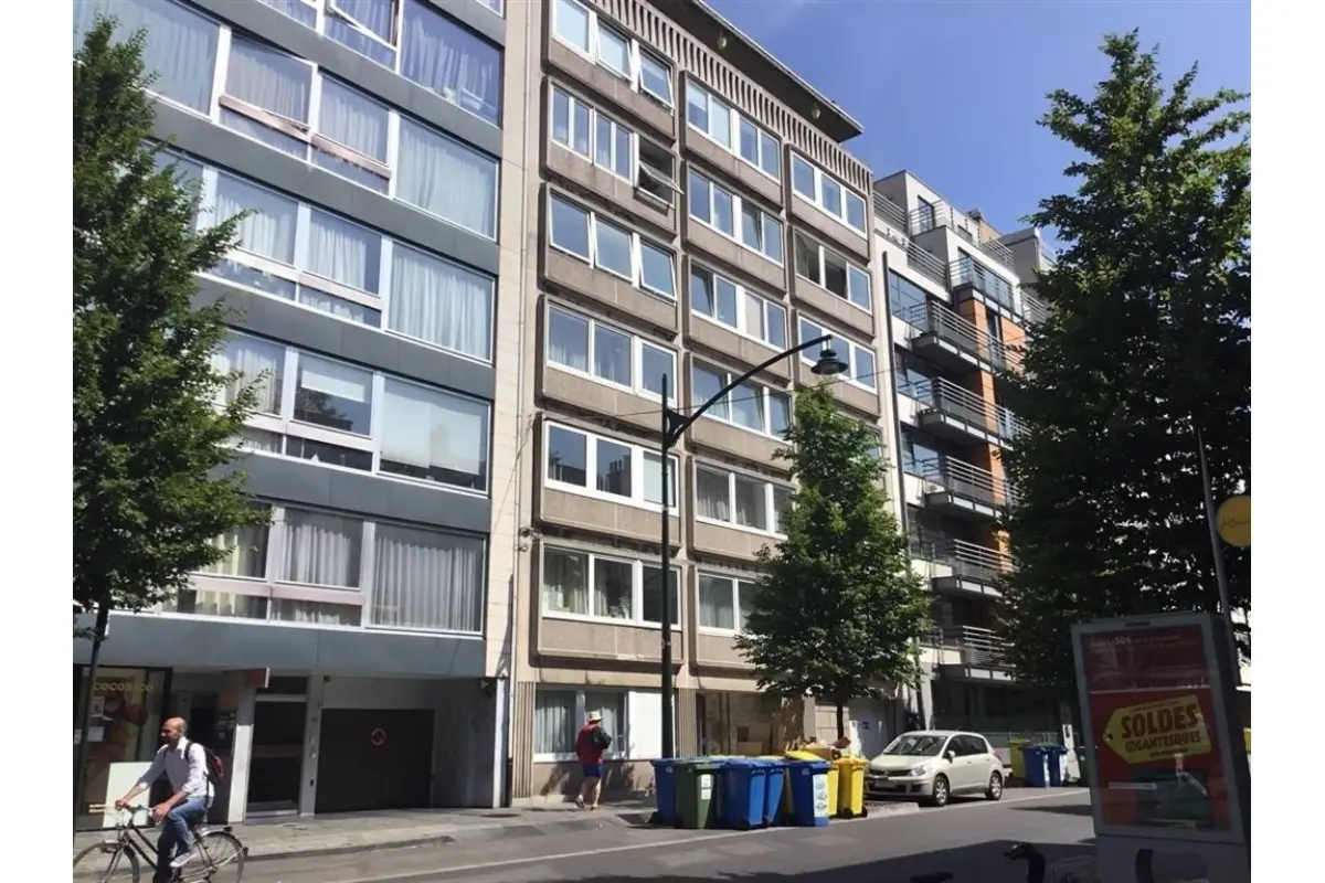 Appartement te  huur in Brussel 1000 1100.00€ 1 slaapkamers 56.00m² - Zoekertje 760795