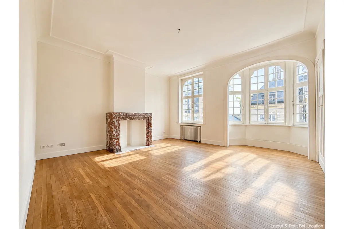 Appartement à louer à Ixelles 1050 1700.00€ 2 chambres 90.00m² - annonce 760096