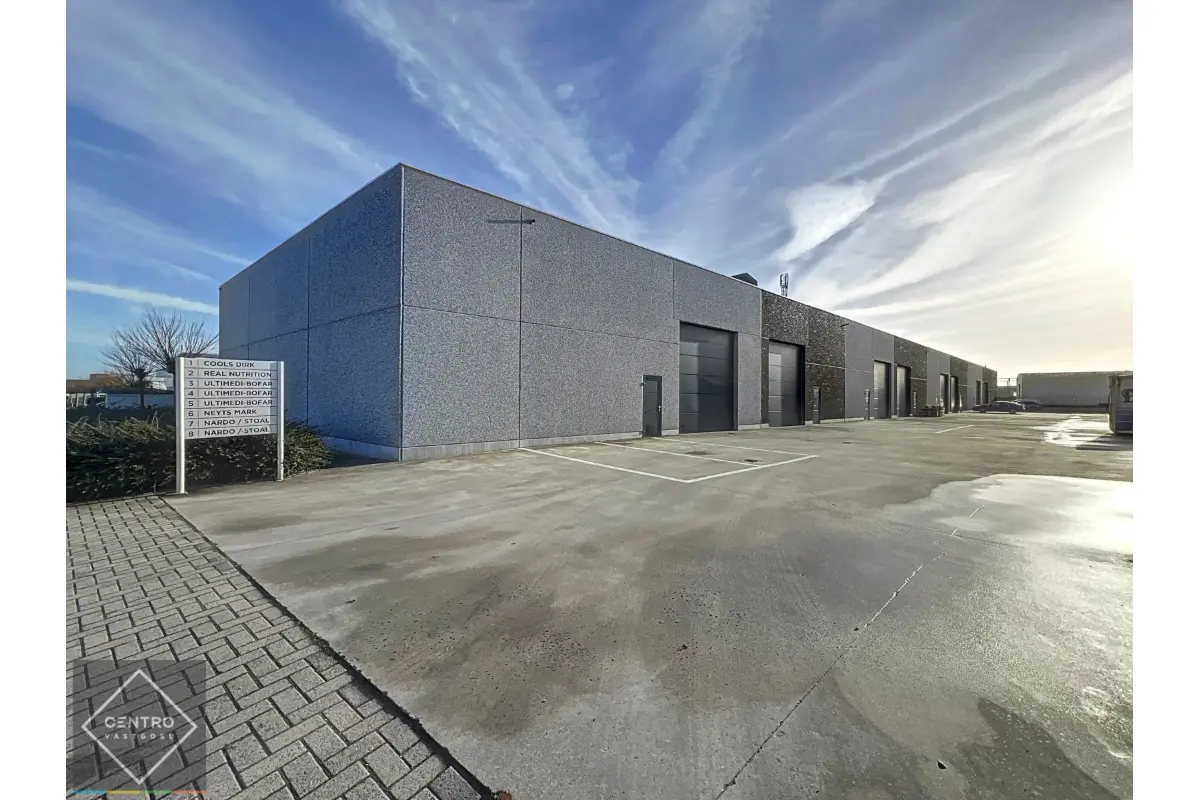 Loft te  huur in Zwevezele 8750 0.00€  slaapkamers 454.00m² - Zoekertje 760949