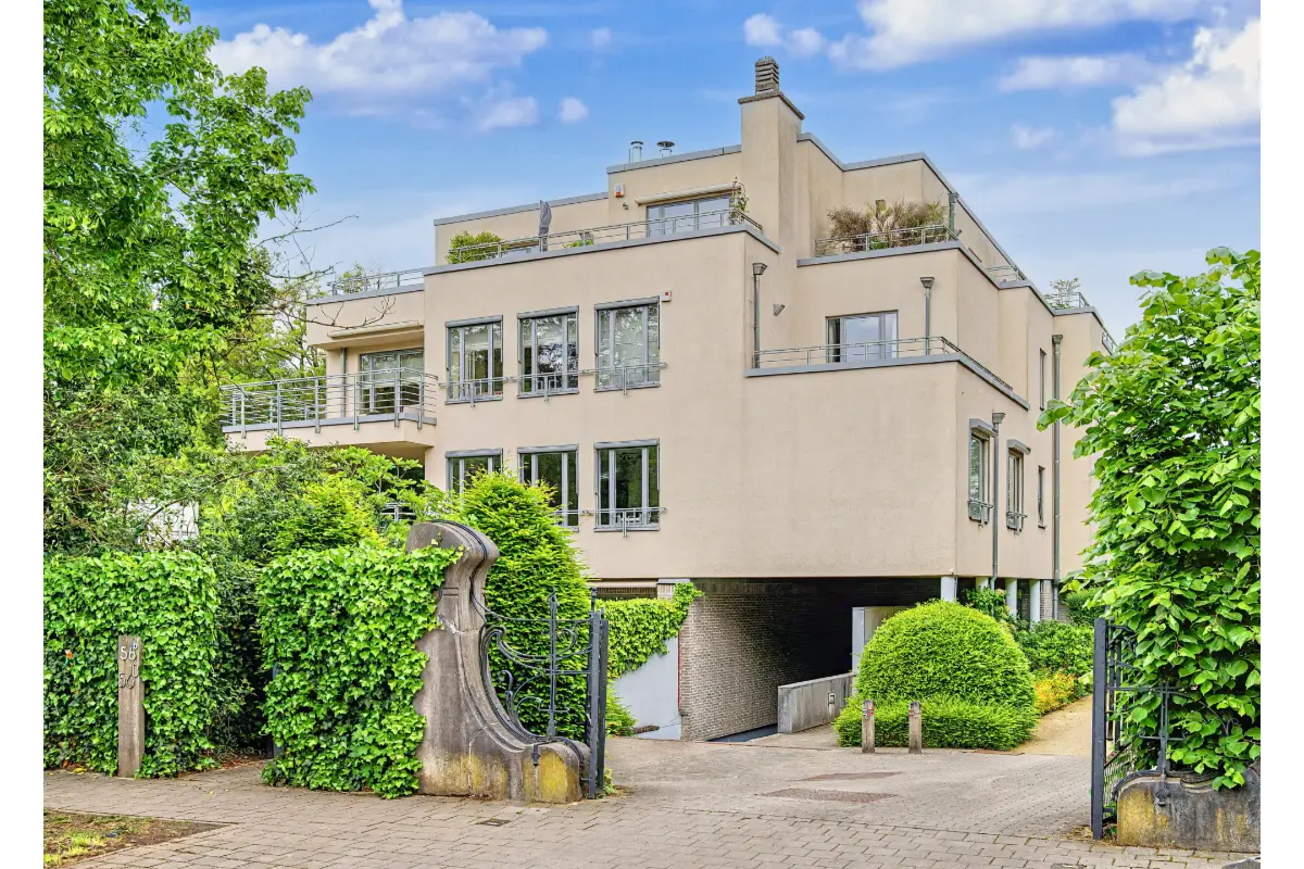 Appartement te  in Ukkel 1180 845000.00€ 3 slaapkamers 182.00m² - Zoekertje 760551