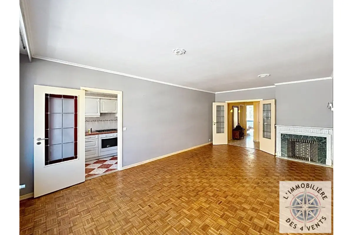 Appartement te  koop in Vorst 1190 299000.00€ 2 slaapkamers 88.00m² - Zoekertje 760537