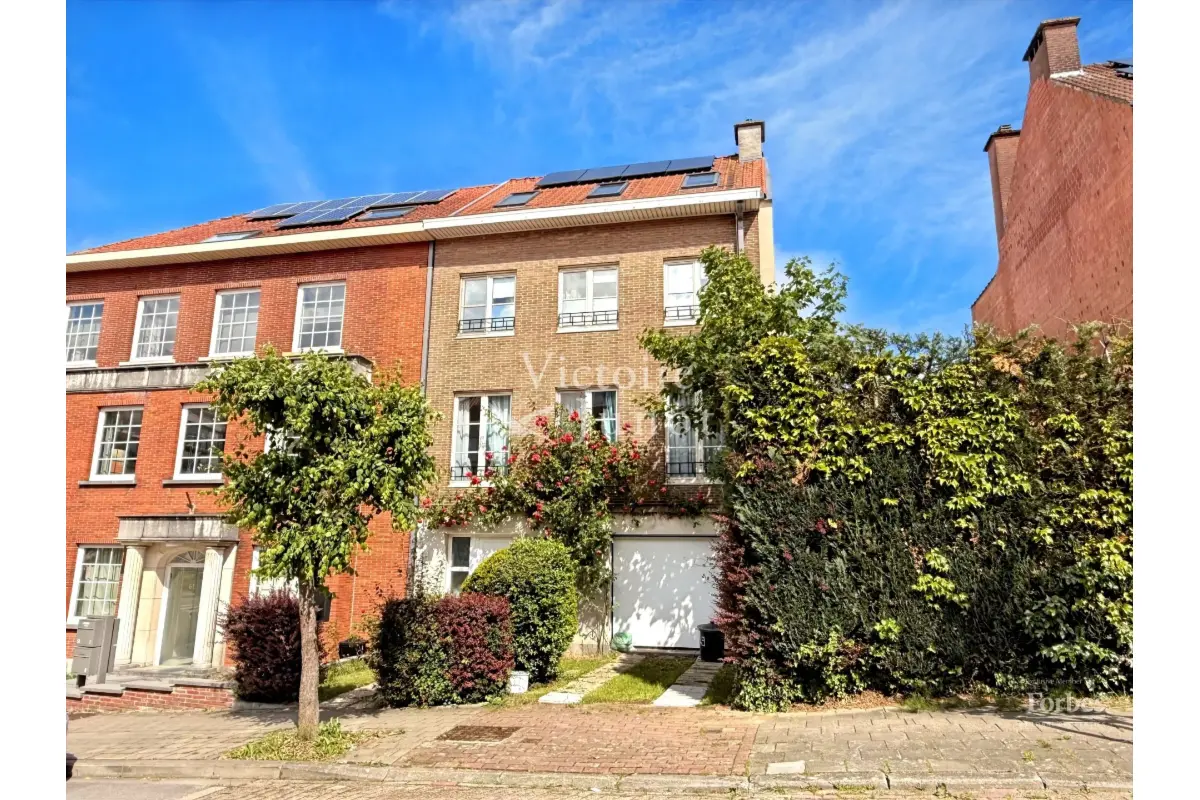 Huis te  huur in Sint-Pieters-Woluwe 1150 2850.00€ 4 slaapkamers 216.00m² - Zoekertje 761465