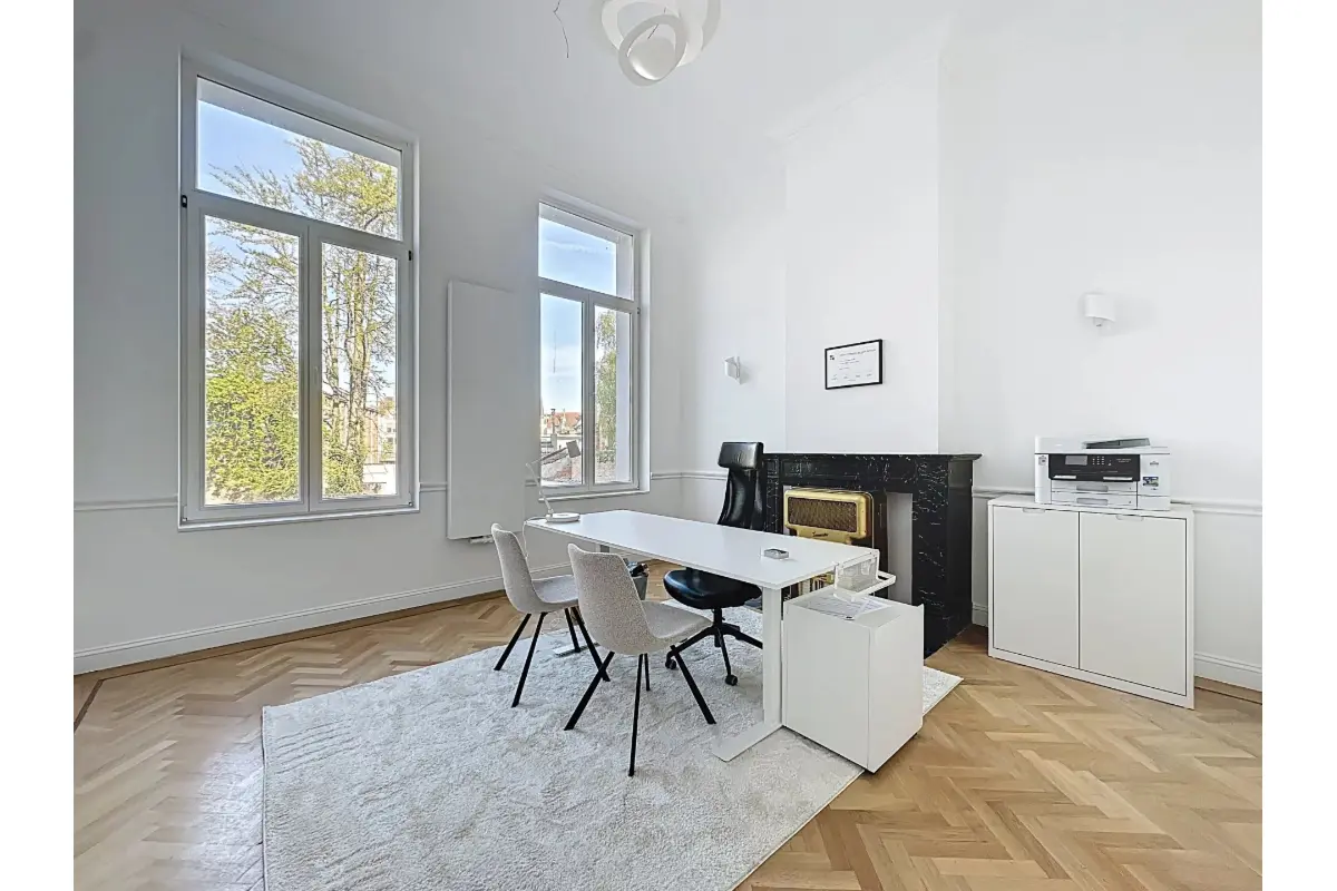 Commerce à louer à Saint-Gilles 1060 600.00€  chambres 25.00m² - annonce 761461