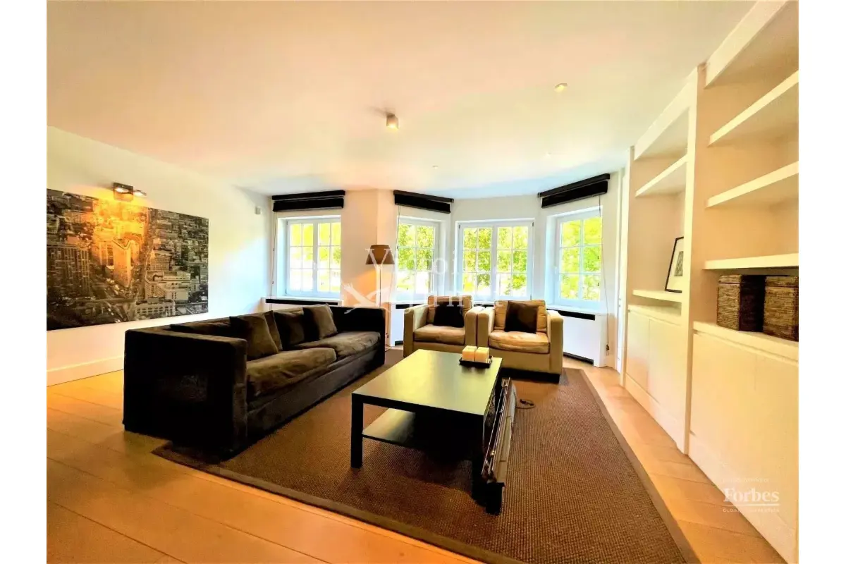 Appartement à louer à Woluwe-Saint-Pierre 1150 2000.00€ 1 chambres 117.00m² - annonce 761466