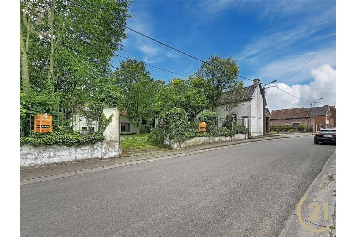 Boerderij te  koop in Callenelle 7604 375000.00€ 3 slaapkamers 169.00m² - Zoekertje 761767