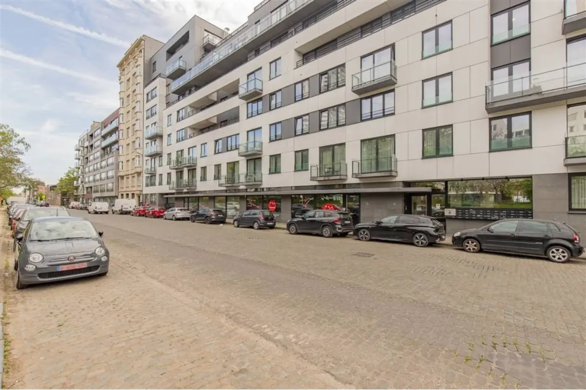 Appartement te  koop in Brussel 1000 274000.00€ 1 slaapkamers 42.00m² - Zoekertje 761295
