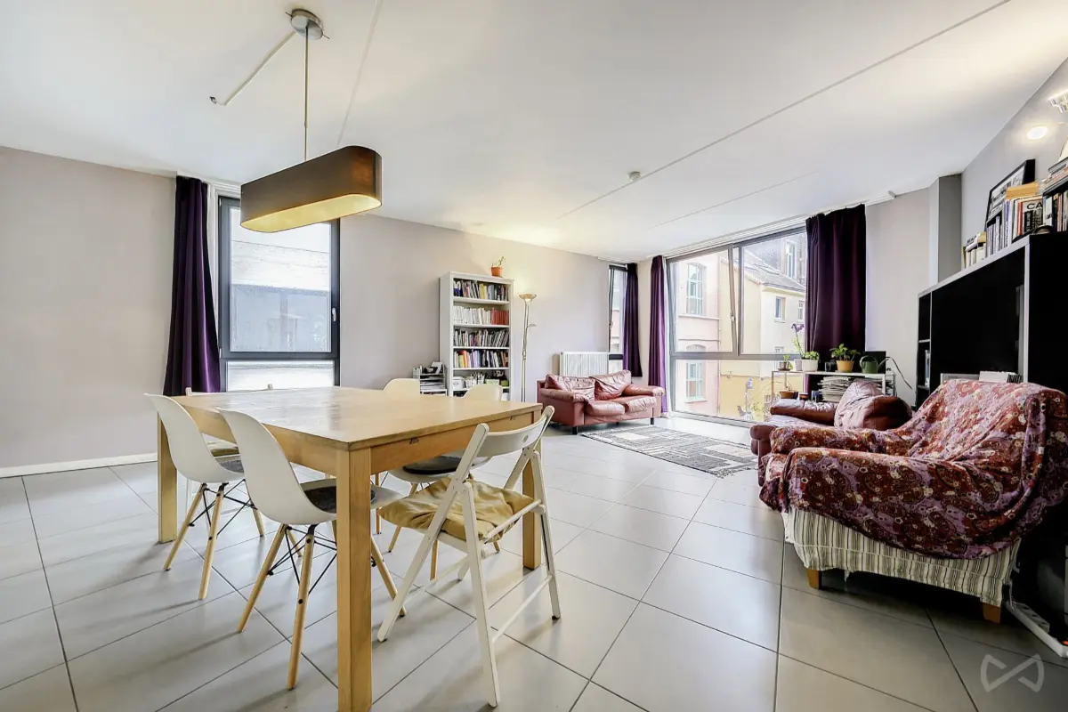 Appartement te  in Elsene 1050 270000.00€ 1 slaapkamers 68.00m² - Zoekertje 761639