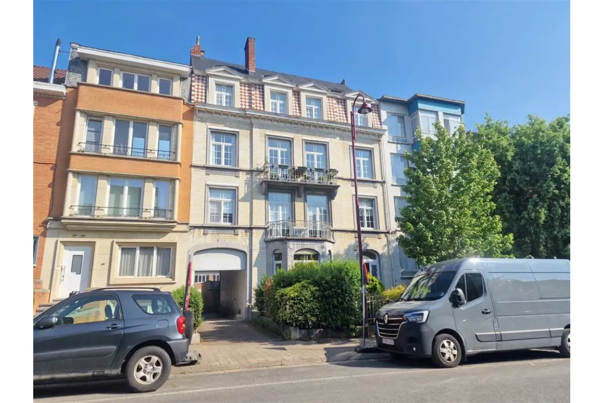 Commerce à louer à Berchem-Sainte-Agathe 1082 700.00€  chambres 65.00m² - annonce 761961