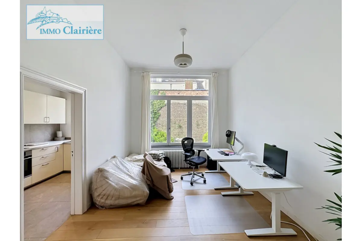 Appartement te  koop in Elsene 1050 310000.00€ 1 slaapkamers 79.00m² - Zoekertje 762518
