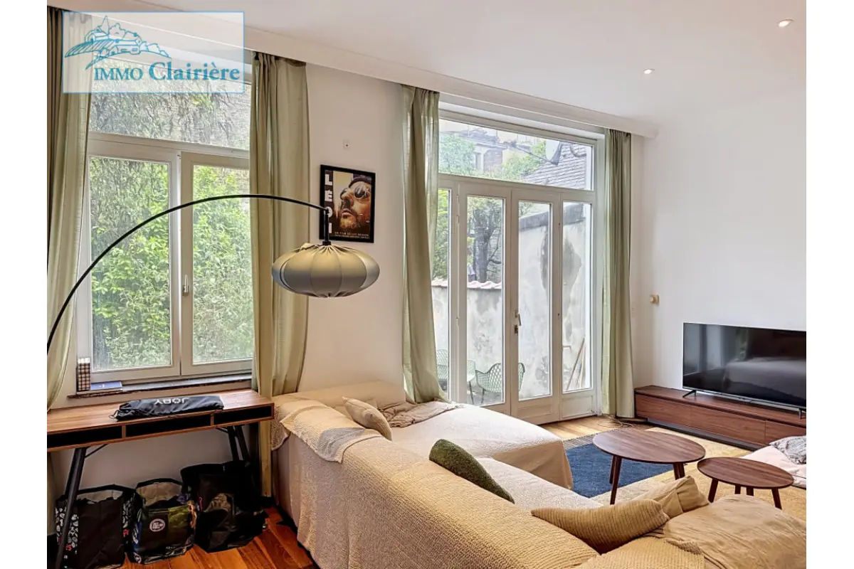Appartement te  koop in Elsene 1050 298000.00€ 1 slaapkamers 72.00m² - Zoekertje 762342