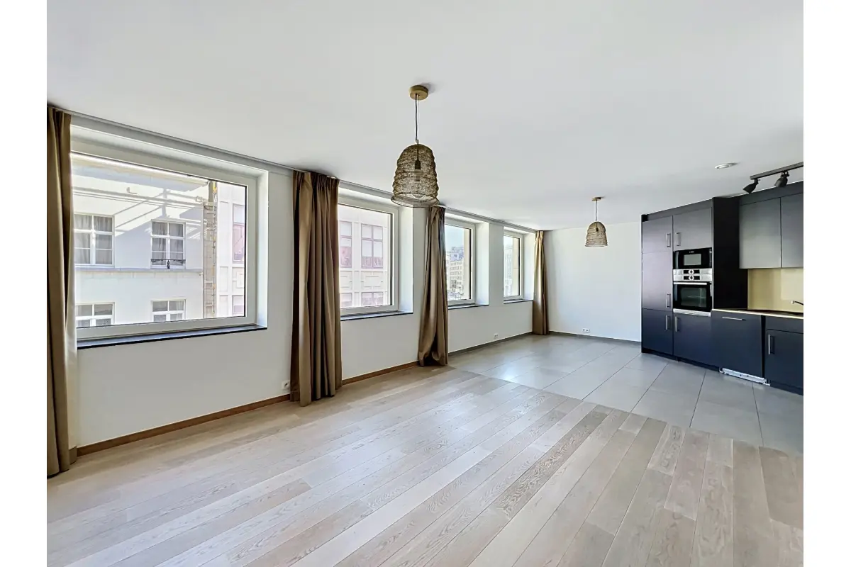 Appartement te  in Brussel 1000 1225.00€ 1 slaapkamers 72.00m² - Zoekertje 762055