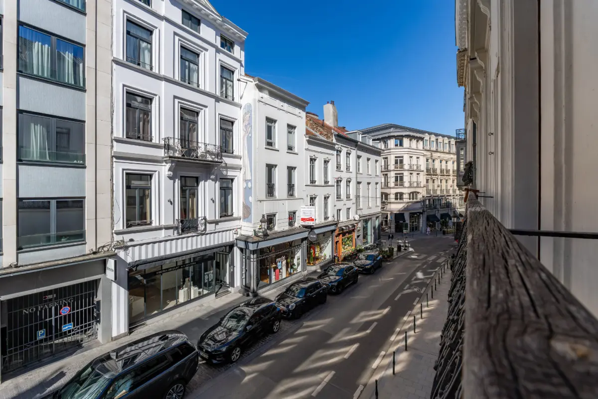 Appartement te  koop in Brussel 1000 345000.00€ 2 slaapkamers 83.00m² - Zoekertje 762675