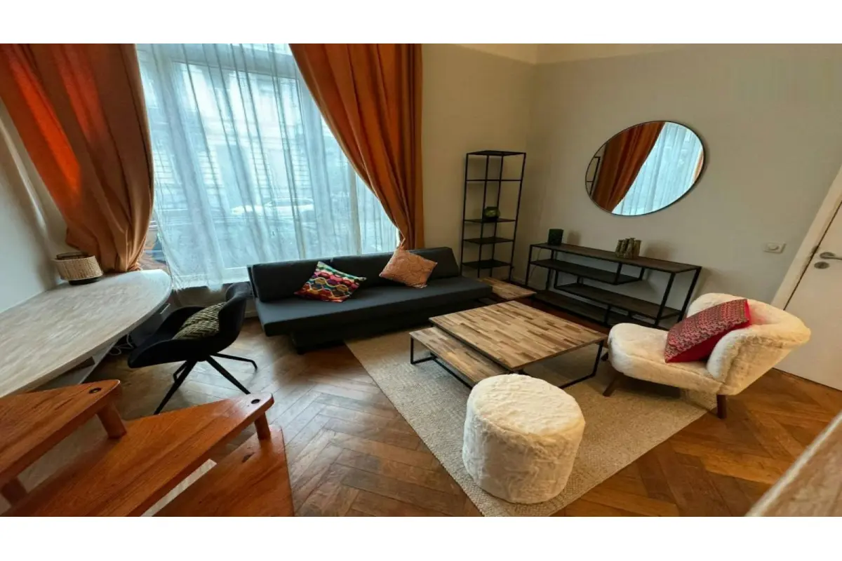 Appartement à louer à Saint-Josse-ten-Noode 1210 890.00€  chambres m² - annonce 762708