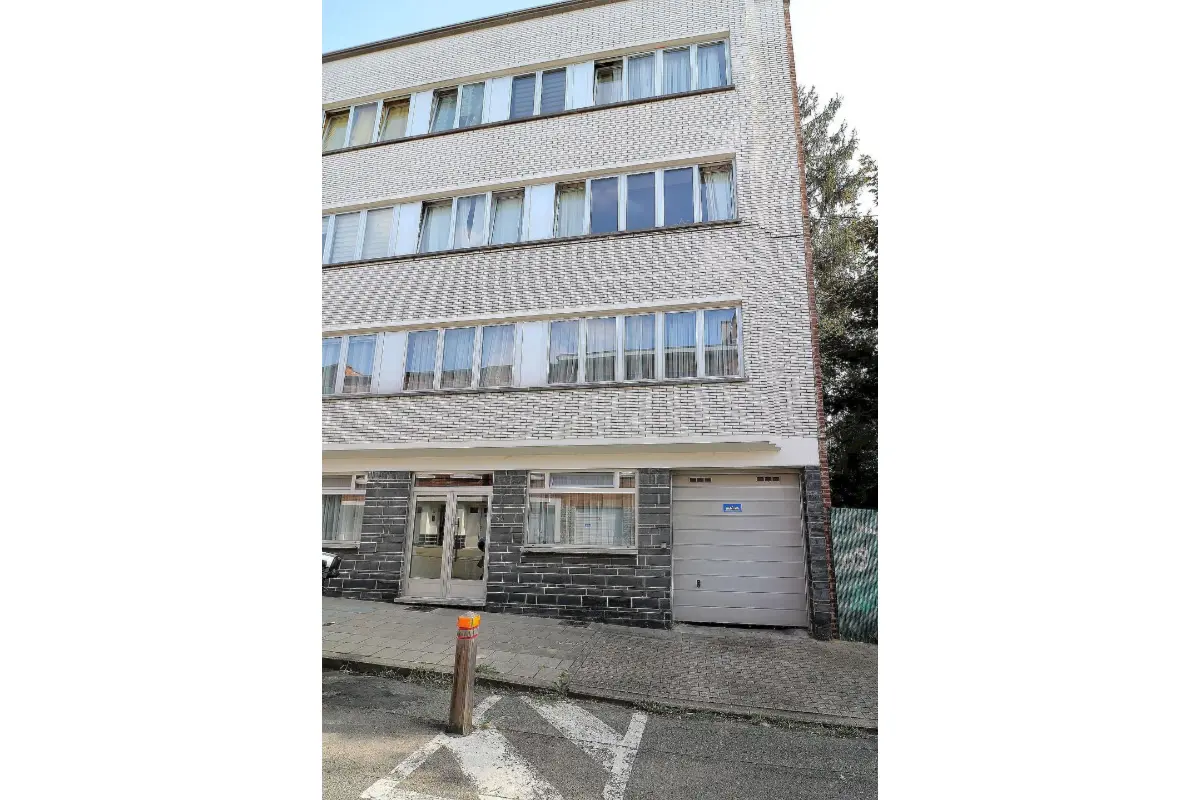 Parking & garage te  huur in Oudergem 1160 90.00€  slaapkamers m² - Zoekertje 763370