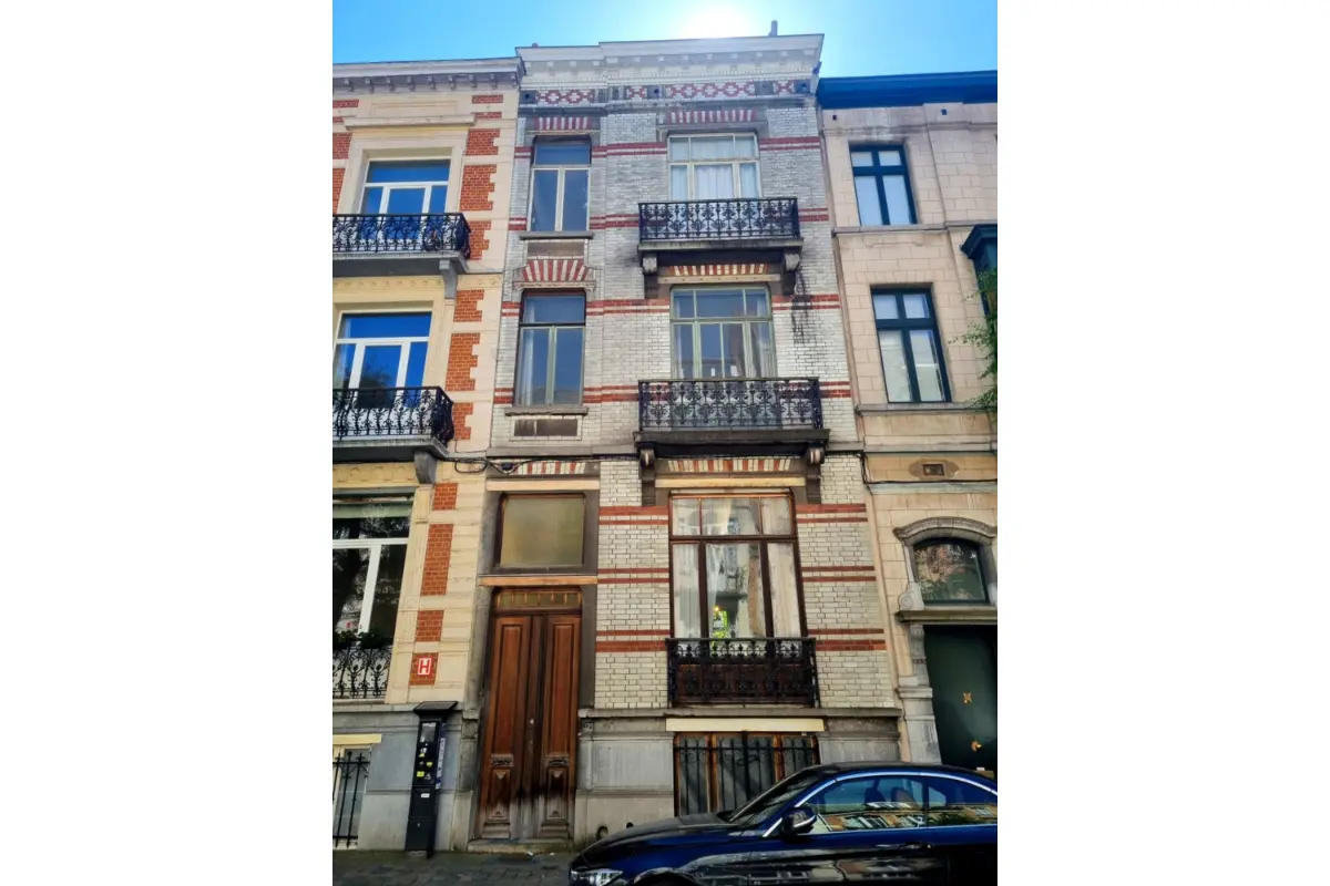 Appartement à vendre à Ixelles 1050 399000.00€  chambres 80.00m² - annonce 764011