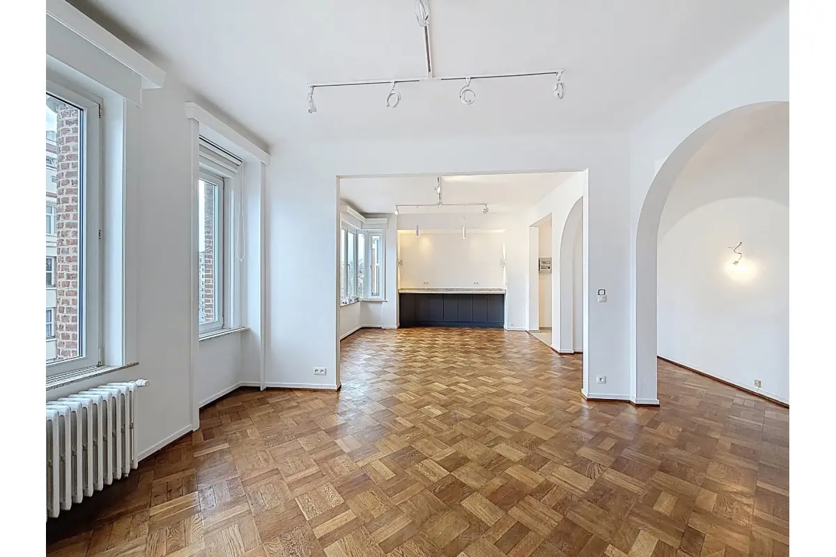 Appartement te  huur in Sint-Lambrechts-Woluwe 1200 1815.00€ 3 slaapkamers 116.00m² - Zoekertje 762960