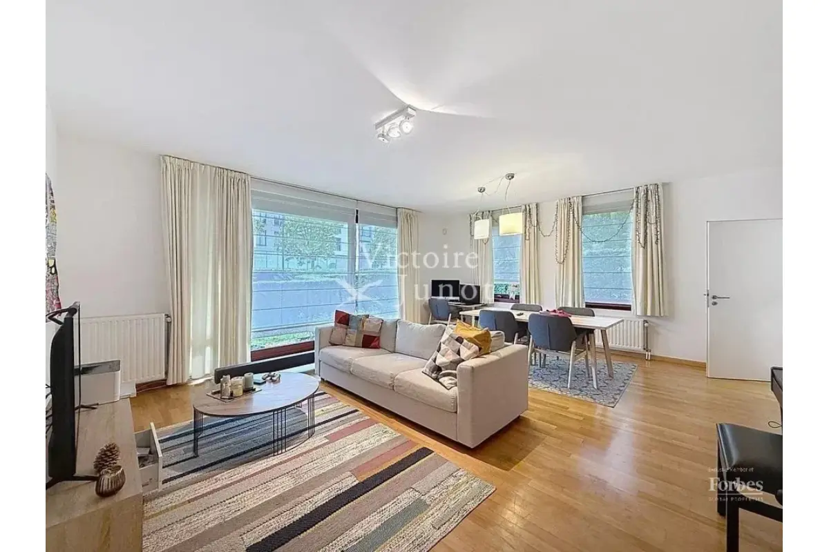 Appartement te  huur in Sint-Lambrechts-Woluwe 1200 1700.00€ 3 slaapkamers 131.00m² - Zoekertje 764042