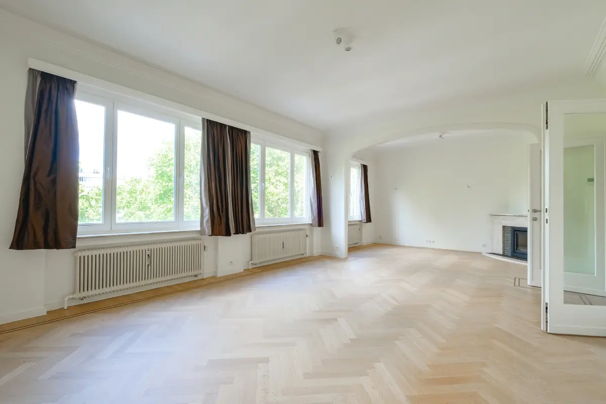 Appartement te  huur in Vorst 1190 1500.00€ 2 slaapkamers 120.00m² - Zoekertje 762900